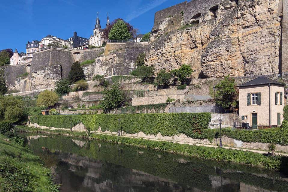 muinaisia linnoituksia luxemburgissa