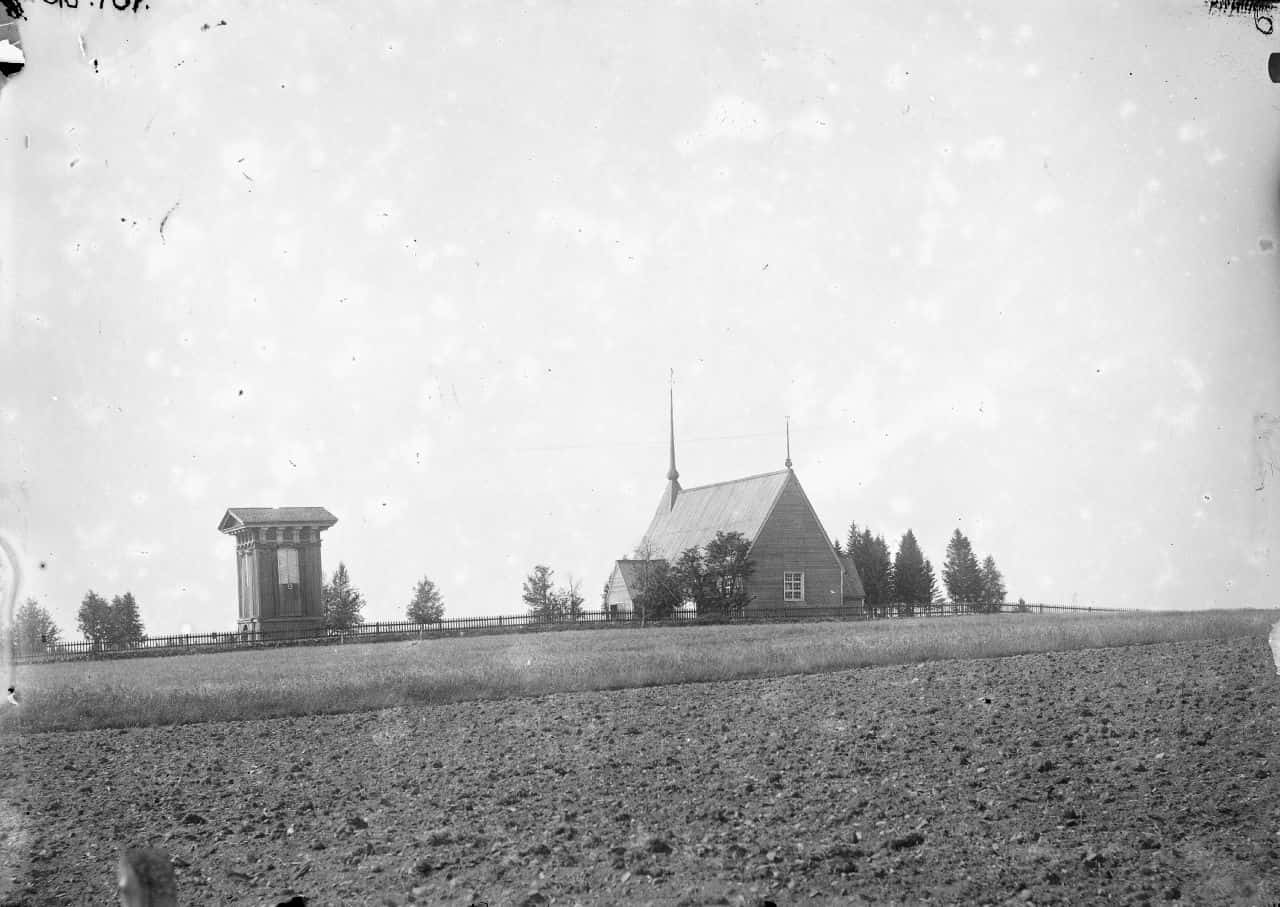 saloisten kirkko vuodelta 1896