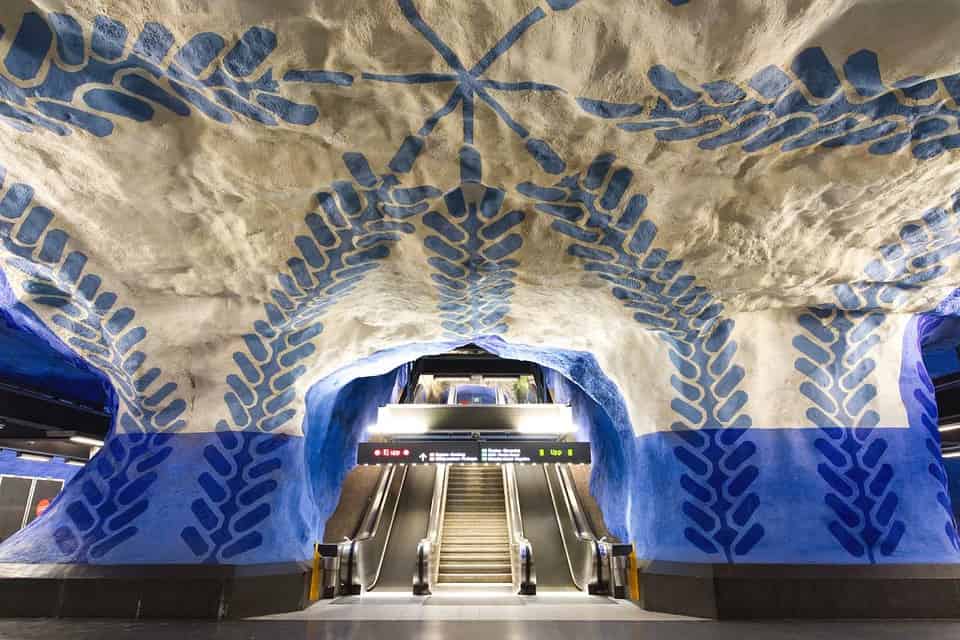 stockholm subway underground art gallery